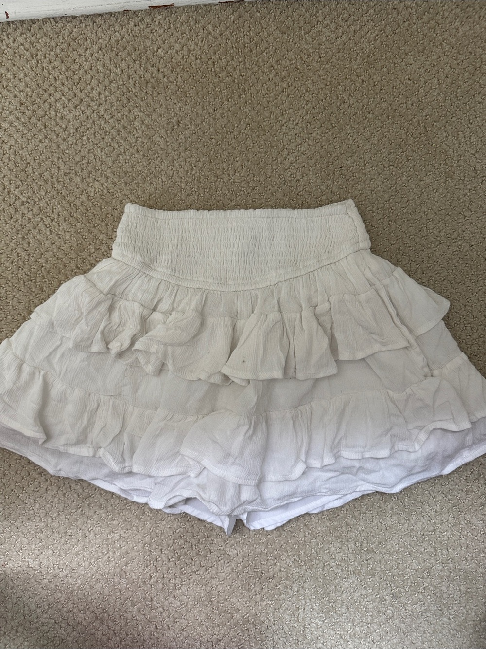Hollister White Ruffled Tiered Skater Skirt